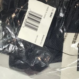 Nike Bags - NEW SS19 Supreme X Nike Shoulder Bag SILVER NEW Nike Bags - NEW SS19 Supreme X Nike Shoulder Bag SILVER NEW